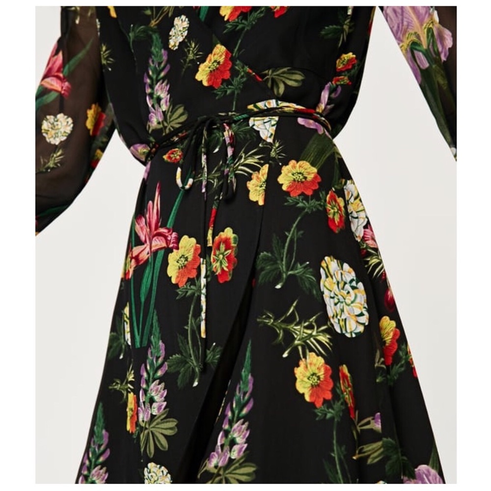 💋 JUST IN 💋 ZARA MINI WRAP FLORAL DRESS - Picture 5 of 5